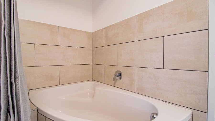 3 Bedroom Property for Sale in Britannia Beach Estate Western Cape